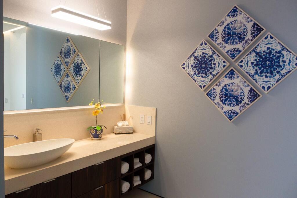Luxury Oceanview Modern Condo بويرتو فالارتا المظهر الخارجي الصورة