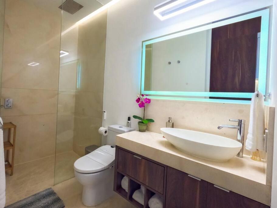 Luxury Oceanview Modern Condo بويرتو فالارتا المظهر الخارجي الصورة